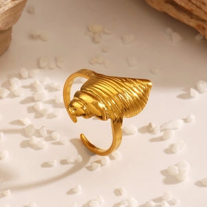 Adjustable gold plated stainless steel conch shell ring for elegant beach vacation style