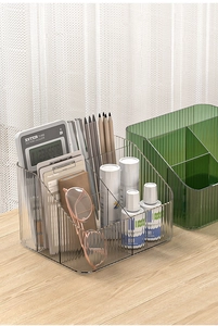 Dual-set desktop organizer in clear and green acrylic with striped texture for stationery