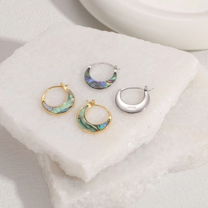 Orecchini a luna in argento S925 placcati oro 18K con inserti in madreperla