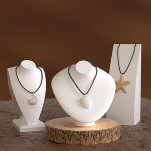 DIY ocean style necklace silicone molds with starfish and seashell pendant shapes