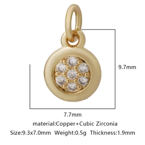 Macro detail of gold round cubic zirconia charm with precise size and weight dimensions