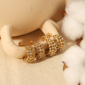 Vintage style 18K gold plated C-shape earrings set with zircon and pearls for women