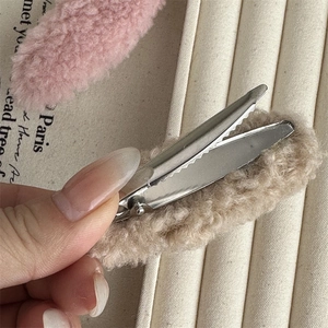 Fuzzy faux fur hair clip in khaki color with metal crocodile grip for autumn and winter