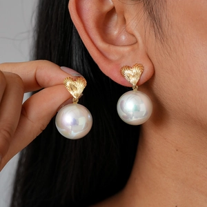 Heart Artificial Pearl Drop Earrings Alloy Textured Metal Jewelry For Women Elegant Vintage Niche Style With Silver Earring Post