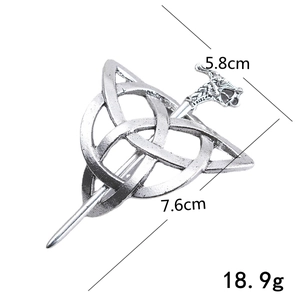 Detailed view of Viking Celtic knot hair pin dimensions showing weight and size parameters
