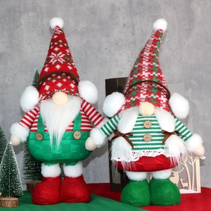 Pair of standing Christmas gnomes with telescopic legs and pointed hats for festive decor