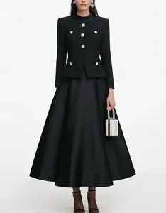 Veste Élégante En Tweed Noir Pour Femmes Et Jupe Longue En Satin Col Montant Boutons En Strass Coupe Ajustée Style Socialite
