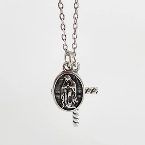 Vintage 925 sterling silver Virgin Mary medal and textured cross pendant necklace