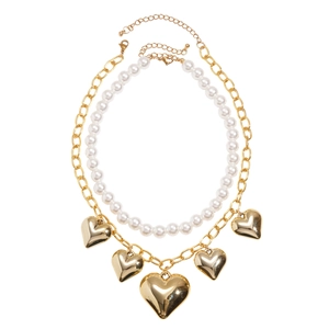 Double-layer faux pearl and gold link necklace with five heart-shaped pendants