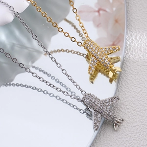 Fashion Airplane Pendant Necklace For Women Copper Electroplated Rhinestone Full Drill Travel Style Neck Jewelry Gift
