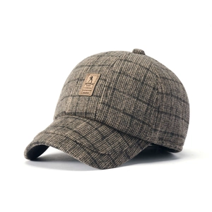 Plaid wool baseball cap for men with leather patch for autumn and winter outdoor warmth