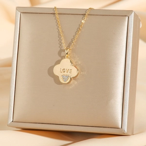 18K gold plated clover necklace with LOVE engraving and zircon heart pendant