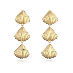 Summer beach style light gold triple shell tassel earrings with shell shape layered dangles