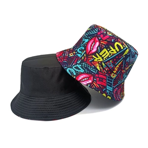 Unisex graffiti lip pattern cotton bucket hat and classic black foldable sun hat set