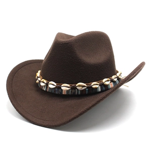 Chapeau de cowboy western en feutre marron foncé avec perles de coquillage et bandeau