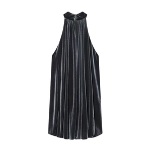 Elegante abito all'americana in velluto nero con silhouette a palloncino da donna