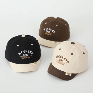 Kids' weekend embroidered baseball caps in three colors with short brims and soft cotton