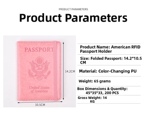 Funda de pasaporte rosa con bloqueo RFID y dimensiones de 14,2x10,5cm en fondo blanco