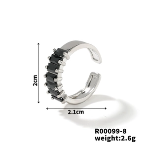Detailed size view of silver open ring with black rectangle stone, 2.1cm width and 2.6g weight