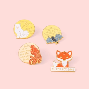 Broches créatives en émail avec motifs d'animaux et citations motivantes sur fond rose