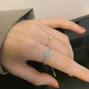 Adjustable opal ring with bead chain in gold and silver finish for women minimalist style