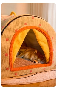Detail van de gestipte tunnelmand voor huisdieren met pluche rand en corduroy stof