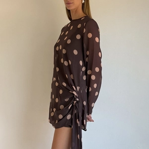 Damen Sommer-Minikleid mit langen Ärmeln, Rundhalsausschnitt, Punktmuster und Taillenband