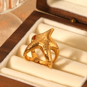 Starfish Ring 18K Gold Plated Stainless Steel Marine Ocean Style Jewelry Non-fading Waterproof Jewelry For Women