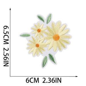 Detailed view of daisy embroidery patch showing exact 6.5cm height and 6cm width size