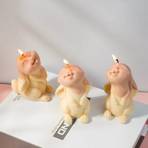 Three-piece Nordic set of smiling bunny scented candles with cream and pink gradient finish