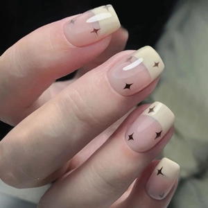 French Star Pattern Press On Nails Short Square Nude Pink Translucent Glue Type False Nails For Women Daily Decor