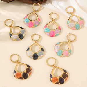 Vintage Stainless Steel Water Drop Enamel Earrings For Women Retro Floral Pattern Pendant Dangle Earrings Fashion Jewelry