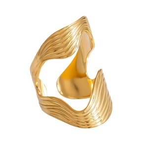 Elegant gold stainless steel pearl ring featuring a unique wavy textured surface design
