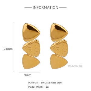 Detailed dimensions of 316L stainless steel gold triple triangle stacked earrings
