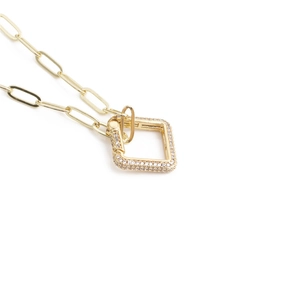 Collana hip hop dorata con pendente rettangolare con palma e croce ghiacciata