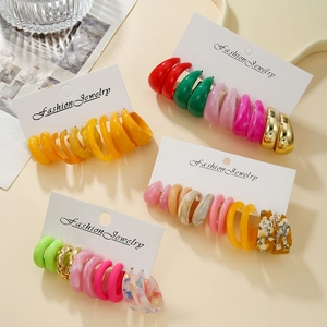 Colorful Acrylic Resin Hoop Earrings C-Shape Geometric Large Alloy Metal Ear Jewelry Retro Fashion Women Accessory