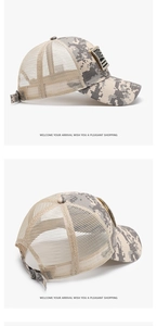 Detalle de gorra de béisbol de camuflaje digital con parche de bandera de EE. UU.