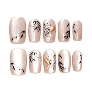 Lot de 10 faux ongles œil de chat nude avec motifs de feuilles et papillons 3D ambre
