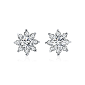 Elegant S925 sterling silver snowflake earrings featuring sparkling moissanite stones