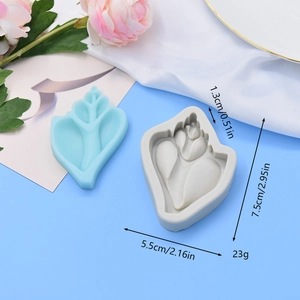Seashell silicone mold for fondant and chocolate cake decorating with DIY blue resin finish