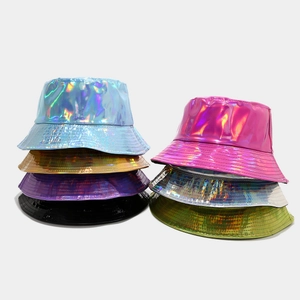 Bobs holographiques en cuir PU aux couleurs métallisées pour les soirées et le hip-hop