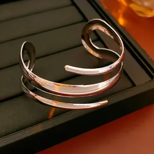 Polished silver geometric multi-layer spiral open cuff bracelet for modern women
