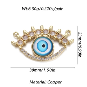 Detailansicht Evil Eye Anhänger aus Goldkupfer mit Zirkonia-Einlagen und Maßen