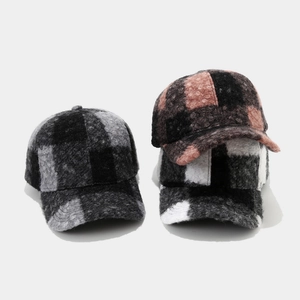 Casquette de baseball classique en polaire chaude à carreaux avec tissu d'hiver épais