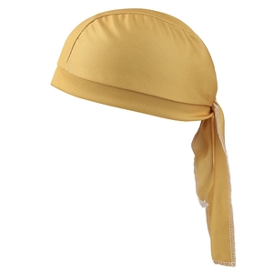 Detail eines gelben, atmungsaktiven Netz-Sport-Durags mit feuchtigkeitsableitendem Funktionsstoff