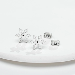 Minimalist stainless steel snowflake earrings for women in polished silver finish