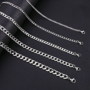 Detailed comparison of five silver stainless steel Cuban link chains with lobster clasps