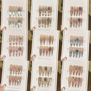 Handmade Press On Nails Cat Eye Effect Rhinestone Artificial Pearl Long Stiletto Fake Nails Reusable Women Manicure Art