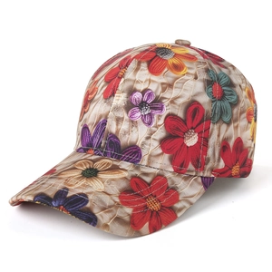 Fashionable floral print baseball cap for women with colorful daisy pattern on canvas