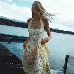 Robe Maxi En Dentelle À Dos Nu Couleur Unie Coupe Slim Sans Manches Taille Haute Boho Élégante Robe Longue Pour Femmes